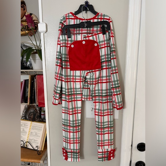 Christmas pajamas SUGAR BEE CLOTHING
Ruffle Buttflap Plaid size 12 - Picture 5 of 8